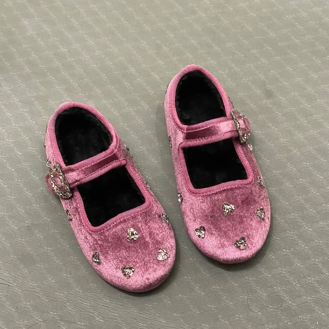 New Princess Shoes Fashionable and Unique Small Love Shaped Children's Shoes 24-36 Sizes Popular Christmas Gifts