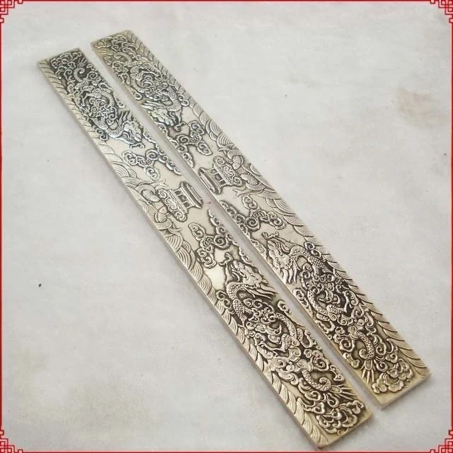 

Yue longmen town ruler, a folk treasure, a pair of paperweight stationery case town ruler.