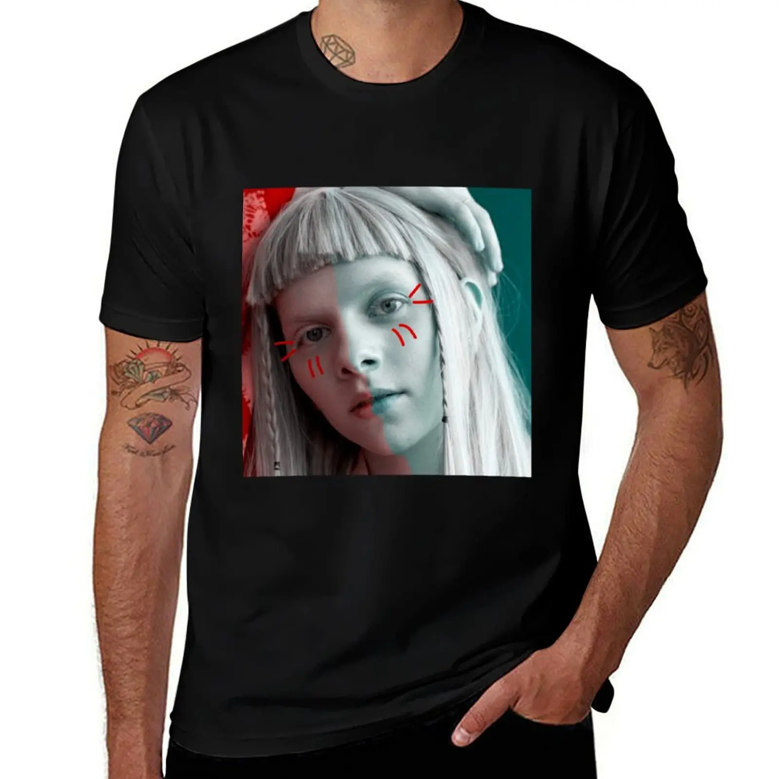 

Aurora Aksnes T-Shirt Plus Size Basic Cotton T-Shirt