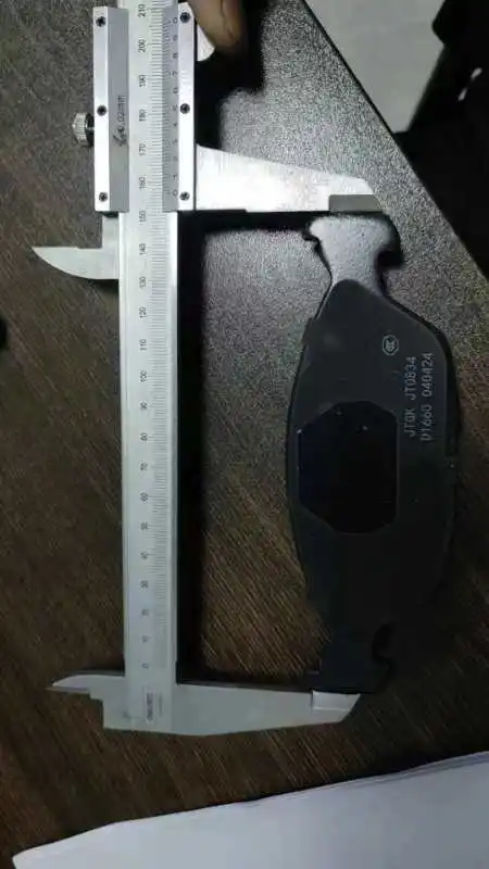 الصين سعر المصنع وسادة الفرامل التلقائية مع السيراميك D1660-8887 3256981514 FDB1080 لحالة سانتانا الجديدة