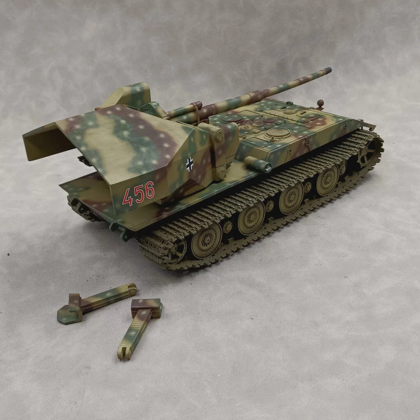 1/35  Jagdpanzer E-100  , SLA printing hand-colored finished model decorative ornament