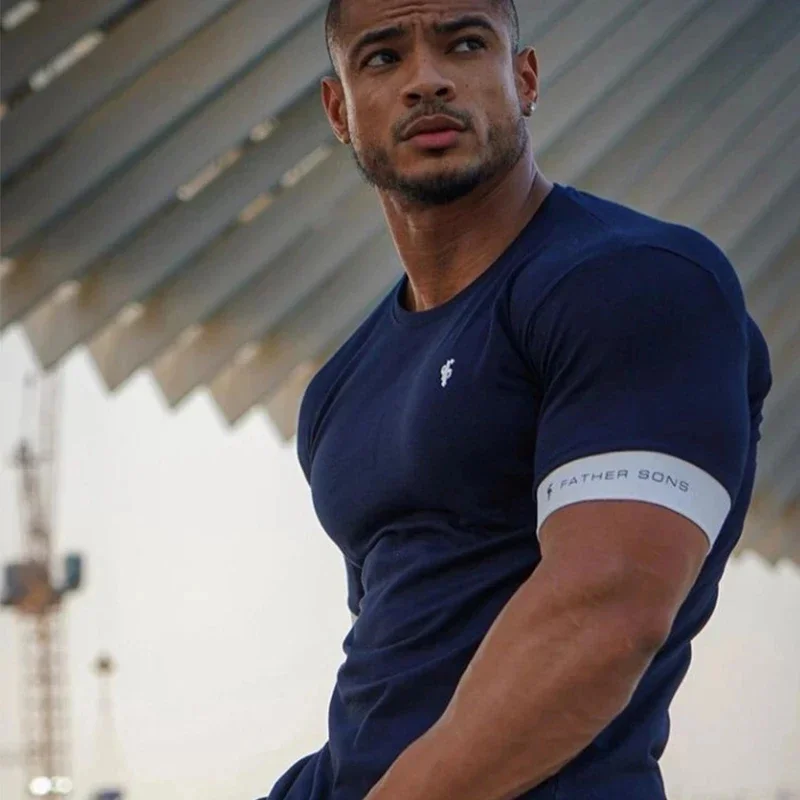 NEW High Quality Men T-Shirt Summer Running Short Sleeve Gym Sports Training Tops Outdoor Jogging Leisure Breathable T-Shirt men