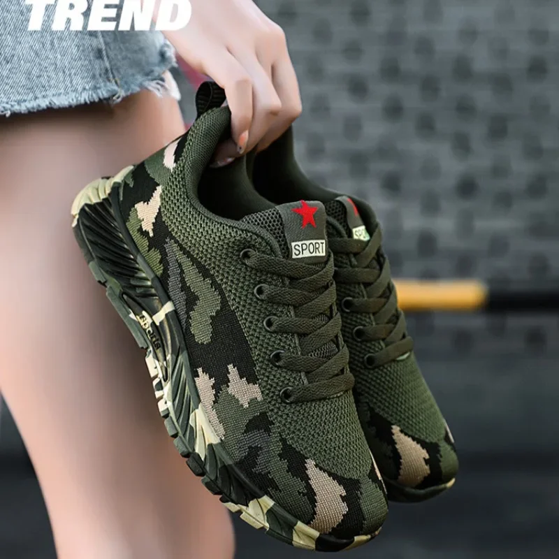 Camouflage Shoes for Men Outdoor Climbing Working Shoe Mesh Breathable Casual Shoes Non Slip Sneaker Hiking Shoes for Women 2024