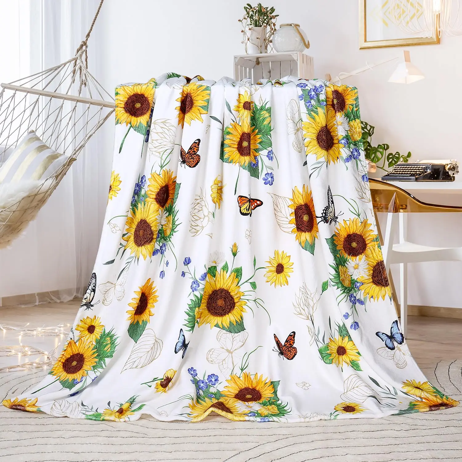 Sunflower Butterfly Floral Throw Blanket Soft Cozy Flannel Fleece Lightweight Plush Bed Couch Decor Gift for Women Girls