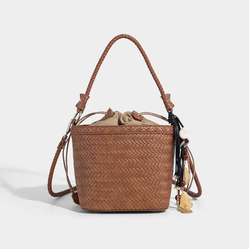 

2025 Luxury New Fashion Women Handwoven Woven Beach Bucket Bag High-End Retro Handbags Crossbody Shoulder Bag With Necklace