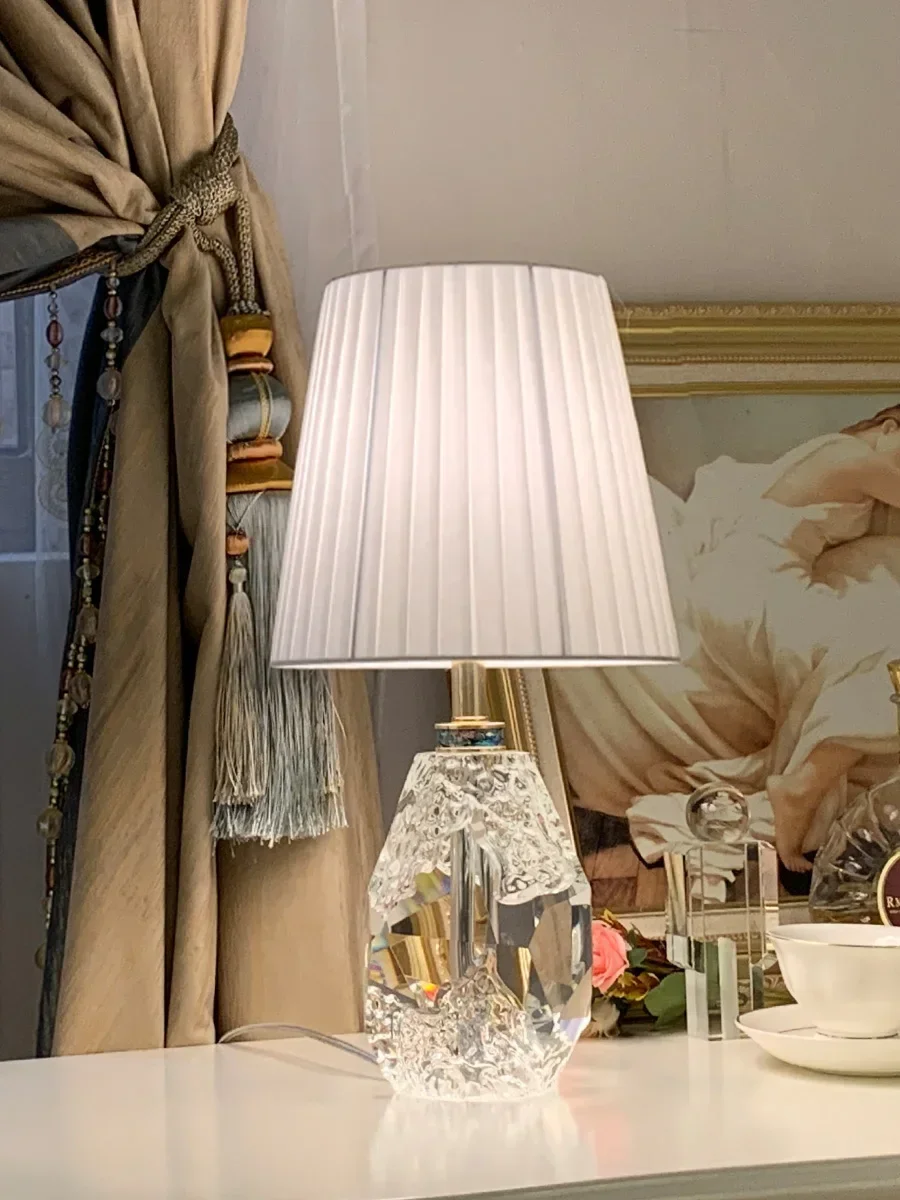 Premium bedside lamp light luxury simple modern luxury high value imitation imported crystal luxury daughter bedroom lamp