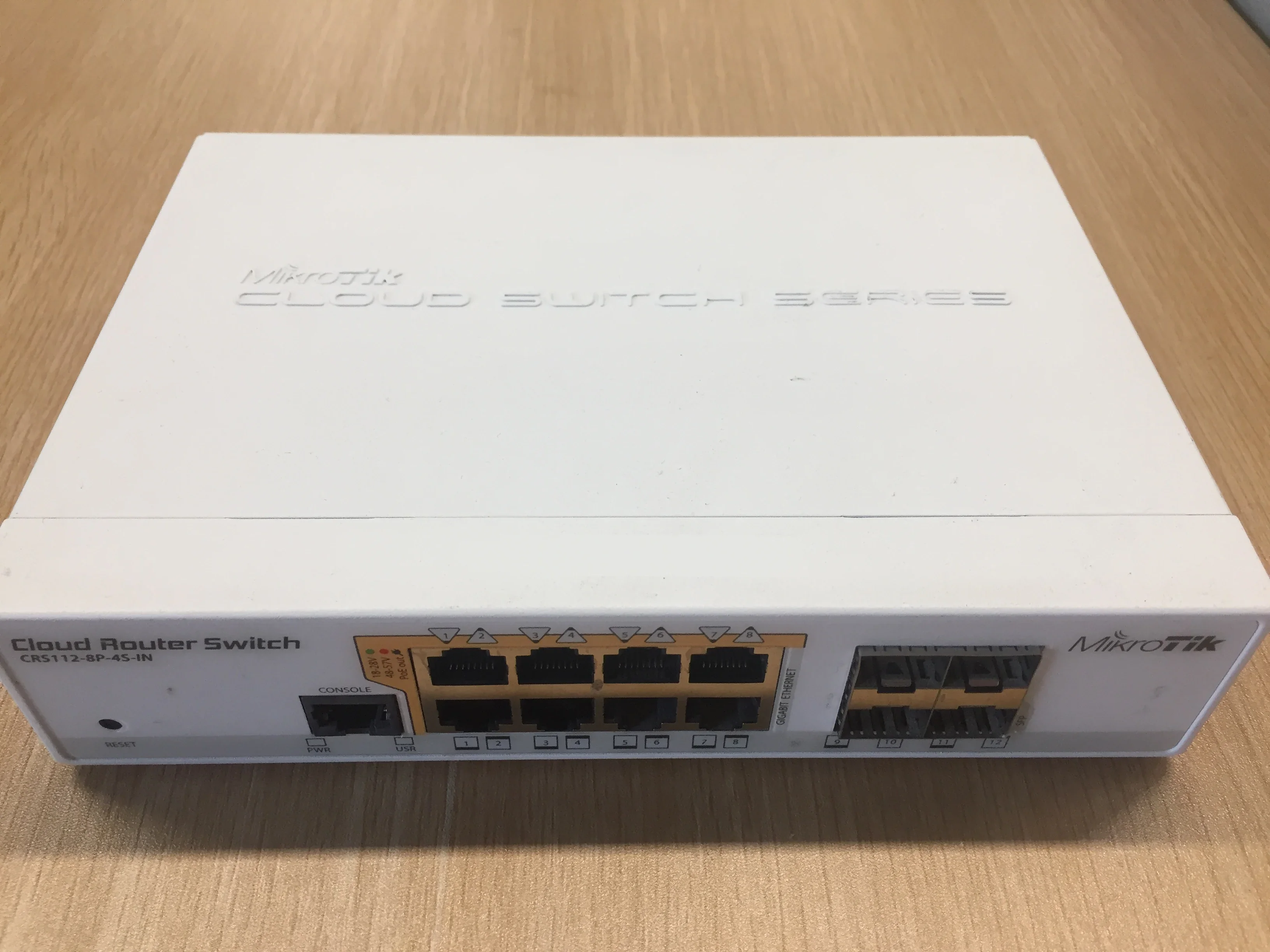 

Mikrotik CRS112-8P-4S-IN 8-port switch