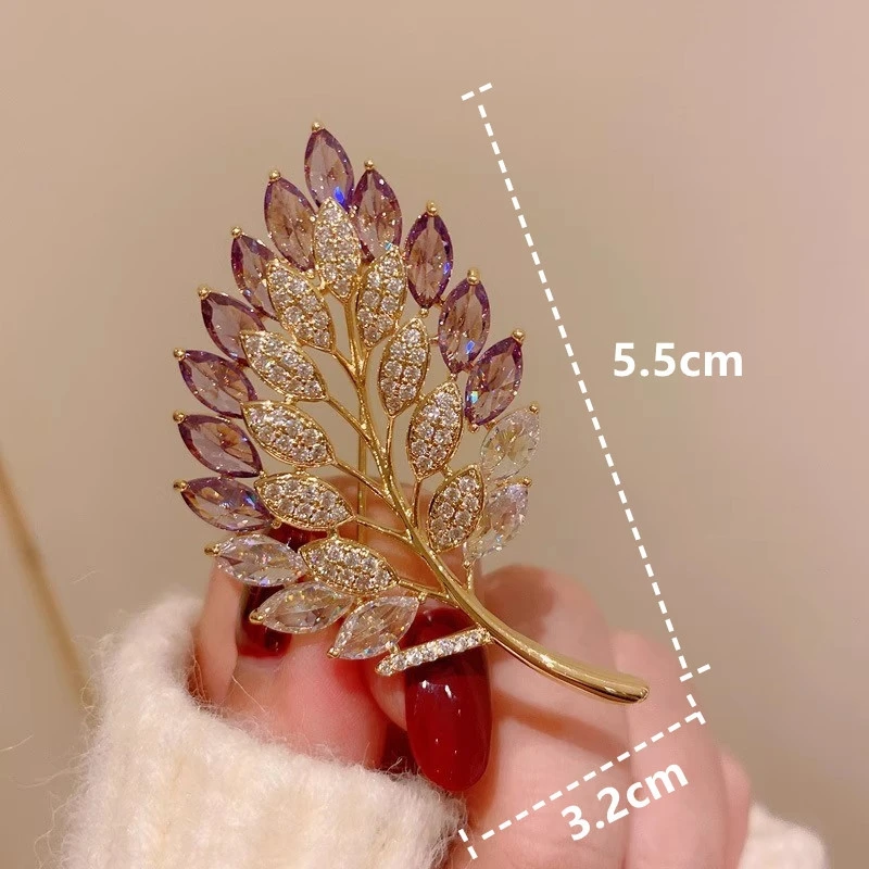 Exquisite Women Girls Elegant Crystal Leaves Brooches Pins Fashion Shining Boutique Rhinestone Plant Badges  Jewelry For Lady