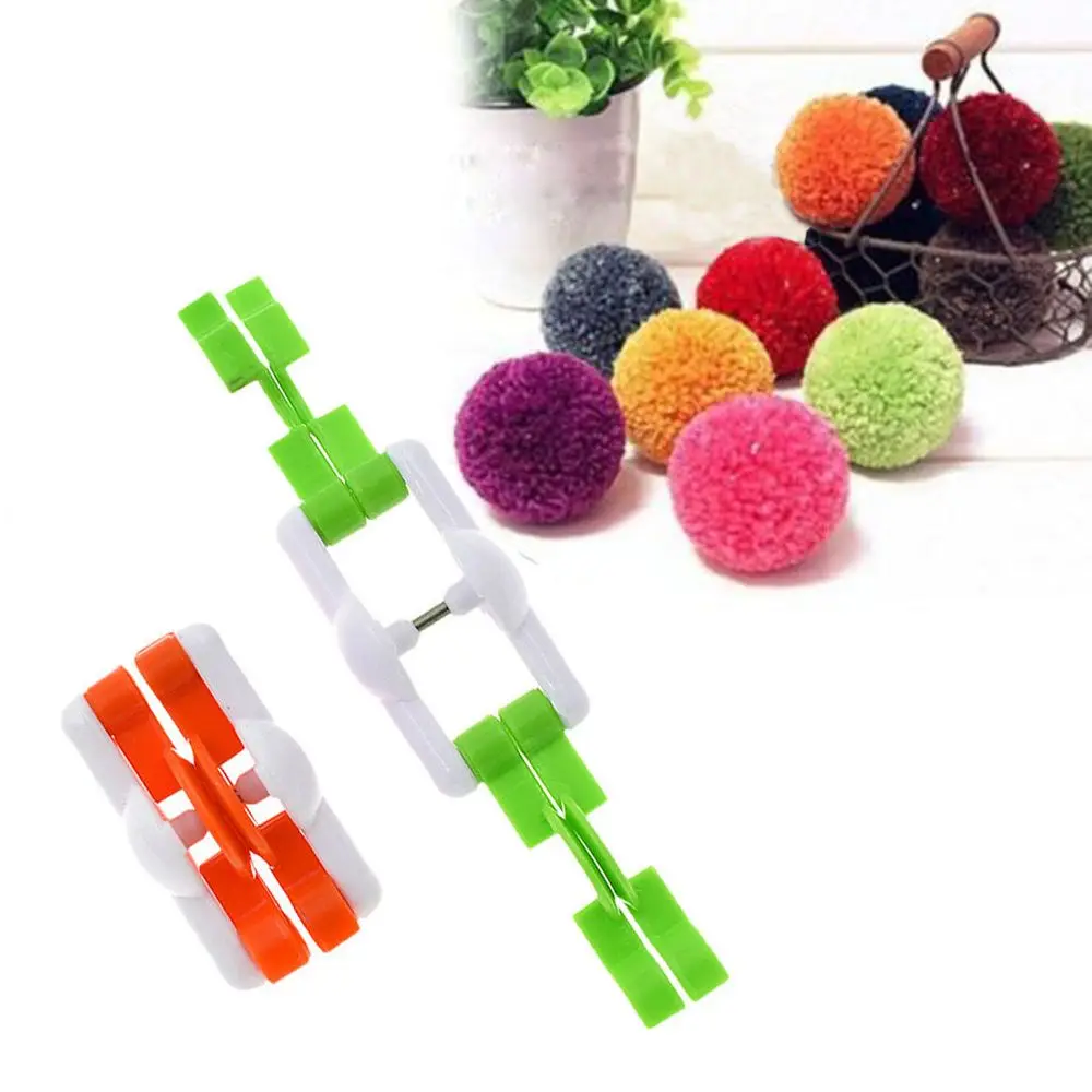 2pcs/lot Mini Pompom Pom-pom Maker for Fluff Ball Weaver Needle Craft DIY Wool Knitting Craft Tool Set