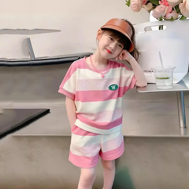 

Girl Summer Cool Sets 2024 Kids Short Sleeves Fashion Suit Teenager Clothes Children Trends Striped Top+Shorts 2Pcs Outfits