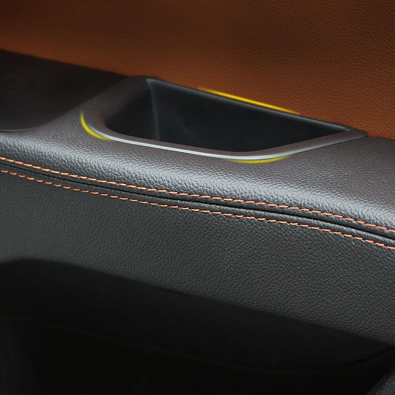 حقيبة تخزين فتحة مقبض الباب، صينية صندوق مسند الذراع لوحدة التحكم المركزية لألفا رومو جوليا، لوازم تخزين السيارة الداخلية #3