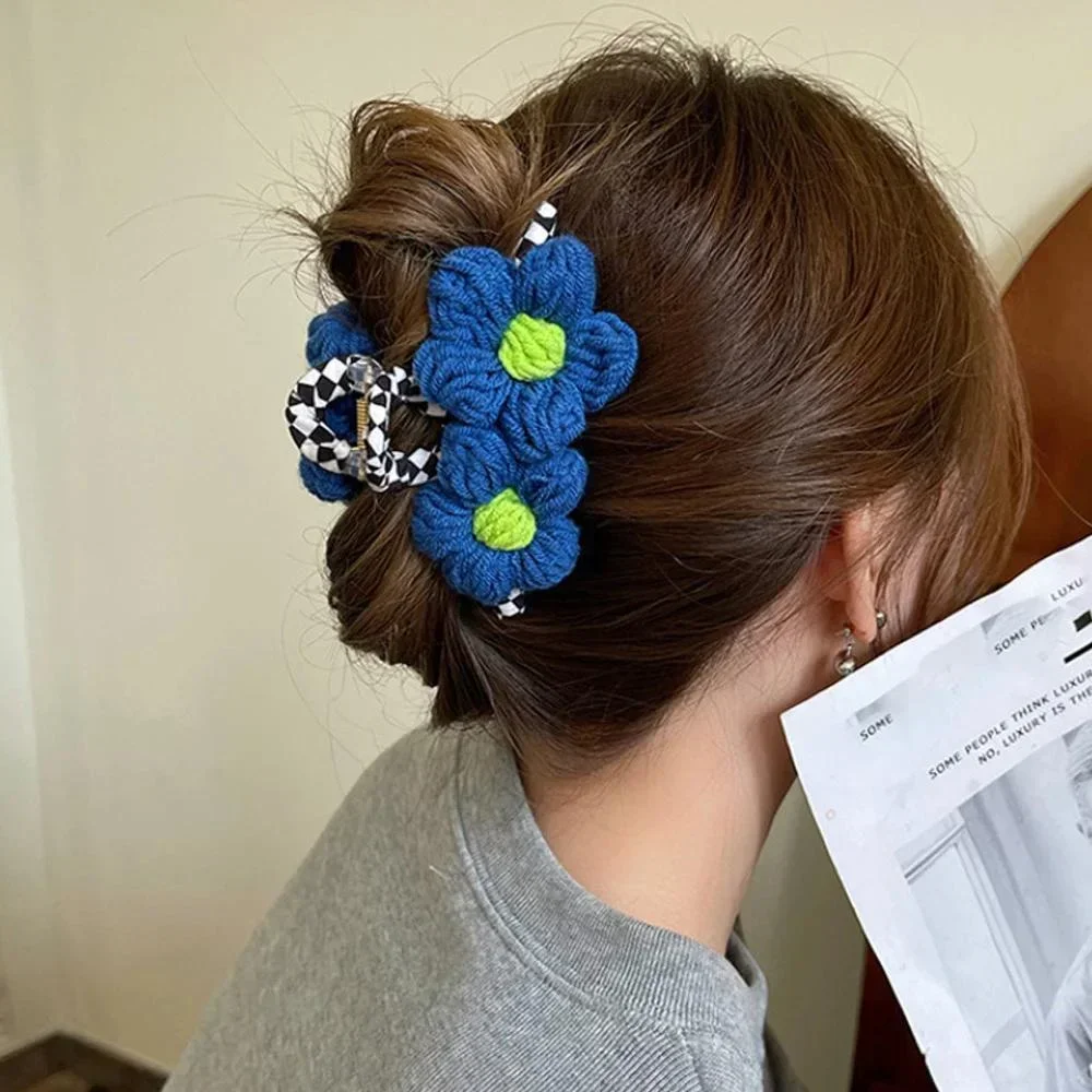 Fashion Premium Blue Green Handmade Woolen Flower Hair Clip Headwear Woman Elegant Large Ponytail Claw Sexy Luxury Accessories