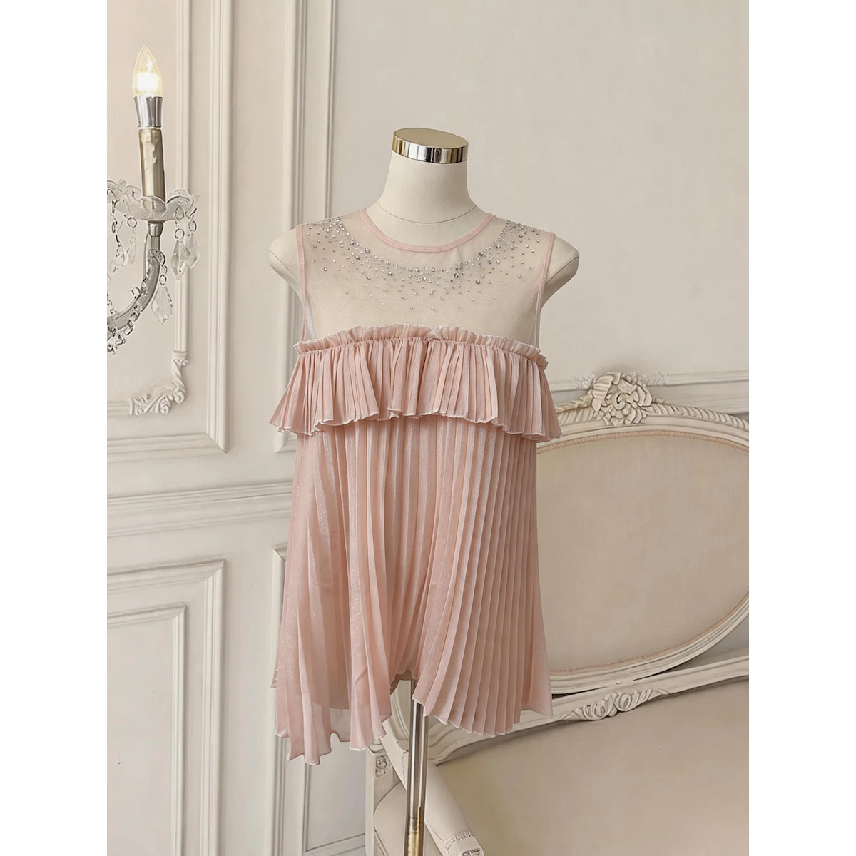 Summer 2026 New Style Women's Lace Chiffon Top Sleeveless Holiday Short Trendy Korean Loose Fit round Neck Daily Wear