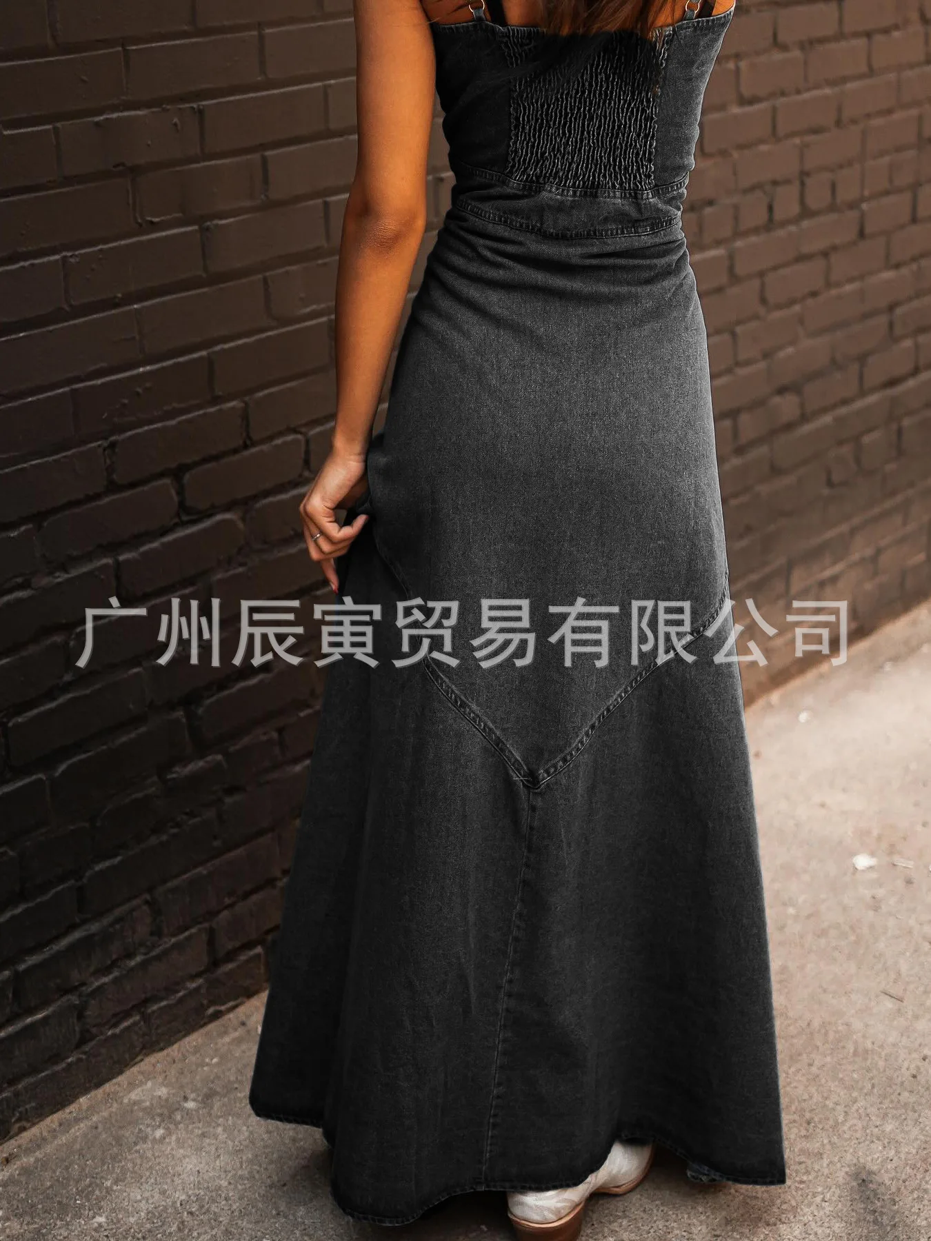 Europe and The United States Retro Wash Do Old Denim Halter Slim Single-breasted Big Swing Dress for Women\'s Summer Vestidos