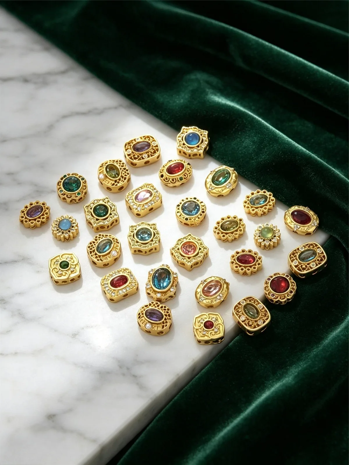 Matte Gold Ancient Method Inlaid Zirconium Cat's Eye Stone Lace Round Oval Shaped Separated Beads DIY Through-hole Loose Beads