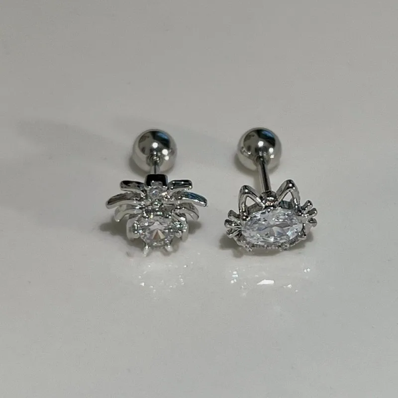 Exquisite Micro Inlaid Zircon Spider Earbone Nail Sweet Cool Spicy Girl Cat Cochlear Nail Design Super Sparkling Earnail Gifts