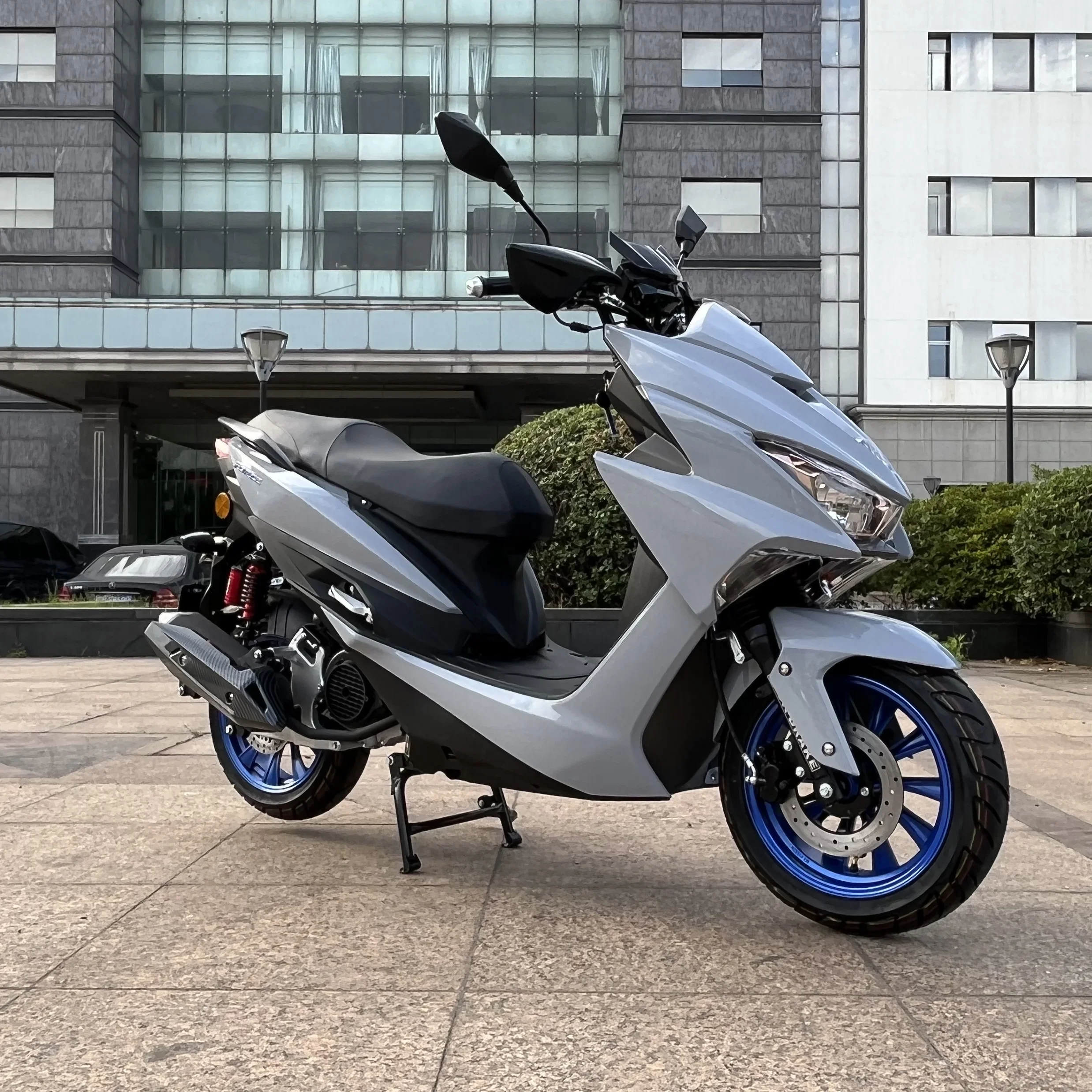 2022 Wholesale Professional Air Cooled 150 CC Scooter Customized Rim Colour Gasoline Gas Scooters racing motorcycle