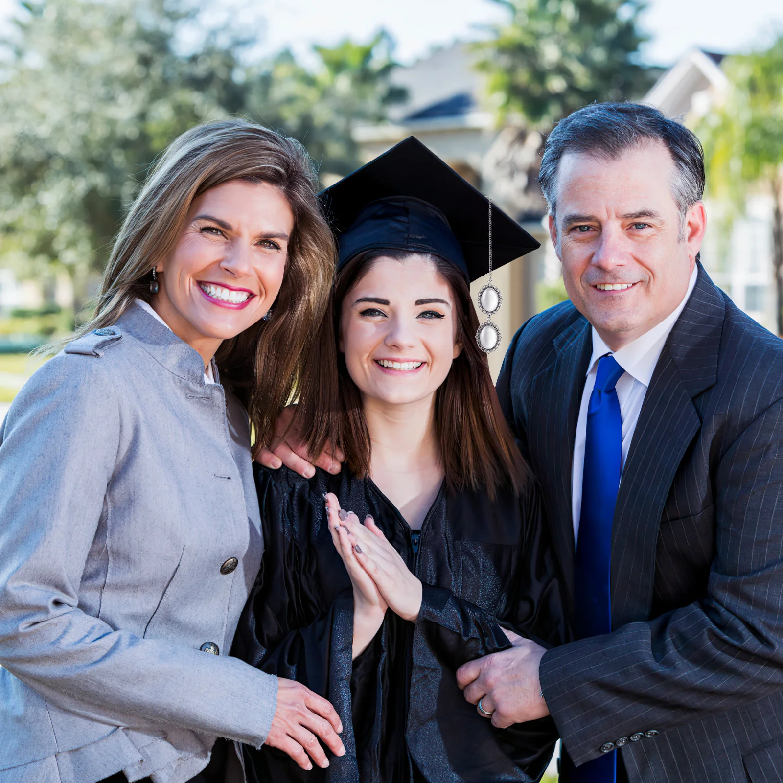 

2pcs Photo Hanging Charms Vintage Alloy For Graduation Hat Diy Decoration Graduation Gift, Diy Accessories, Home