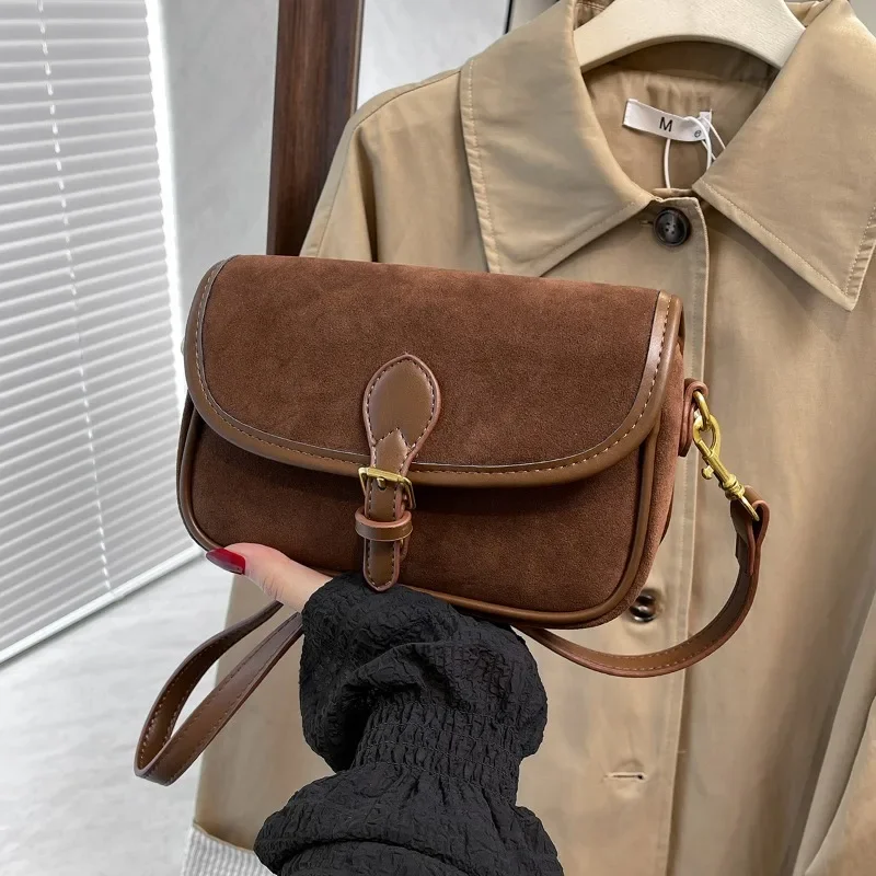 2024 New Fashion Luxury Designer Bags for Women Solid Buckle Shoulder Bags Ladies High Quality Vintage Suede Underarm Bags