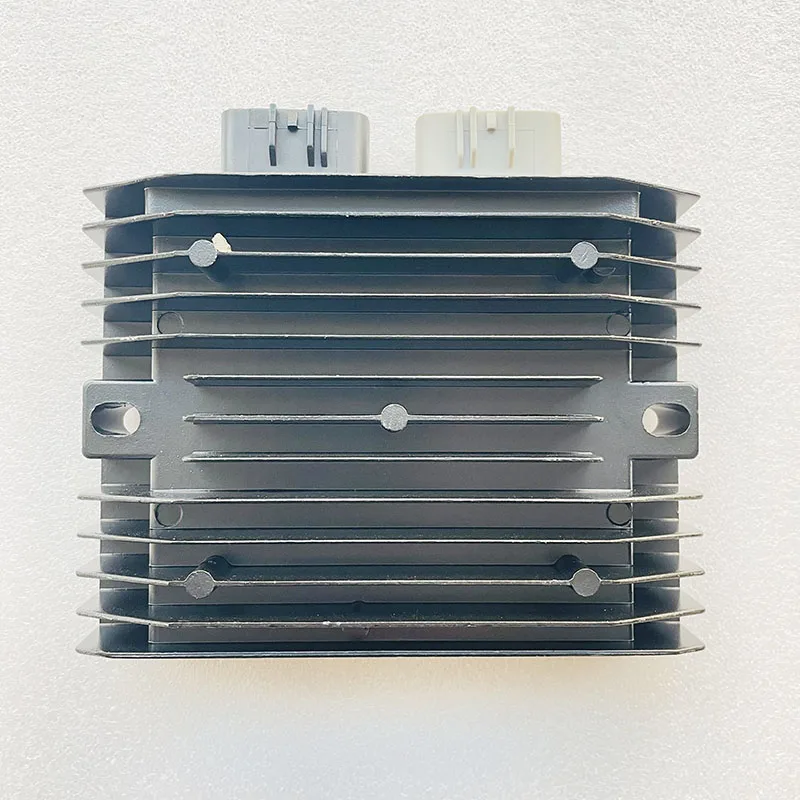 ل ODES 800 1000 ATV UTV Dominator Raider X2 X4 Ravager 720 واط منظم المعدل الجهد 21051100201 210511 RM 800 الحدود