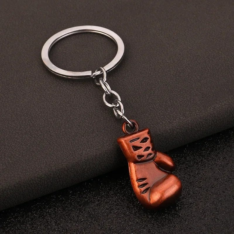 Personality new men's fitness boxing keychain boxing gloves key pendant 3D metal fighting gloves