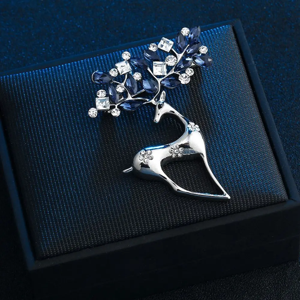 عيد الميلاد الرنة سبيكة الماس هدايا عيد الميلاد الكورية نمط دبابيس حجر الراين دبوس مجوهرات نسائية عيد الميلاد الأيائل دبابيس