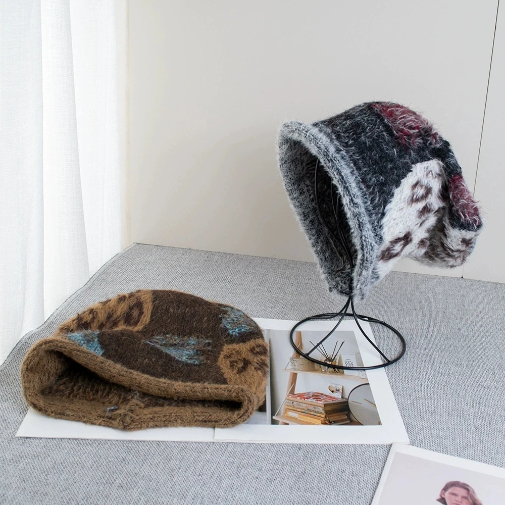 

Ретро-шапка-бини из коричневого плюша для женщин, теплая зимняя вязаная шапка-пуловер большого размера для холодной погоды, шерстяная шапка-скулкап