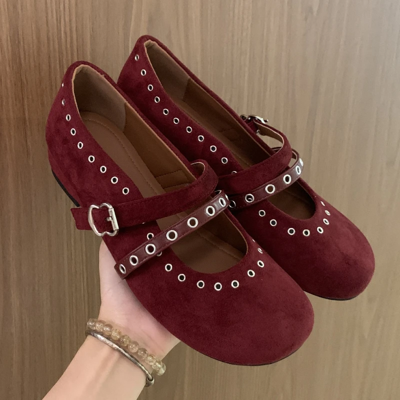 

Rivet Designer Mary Jane Shoes Women Round Toe Shallow Comfort Flats Dress Shoes Female Suedes Retro New Autumn Footwear Women