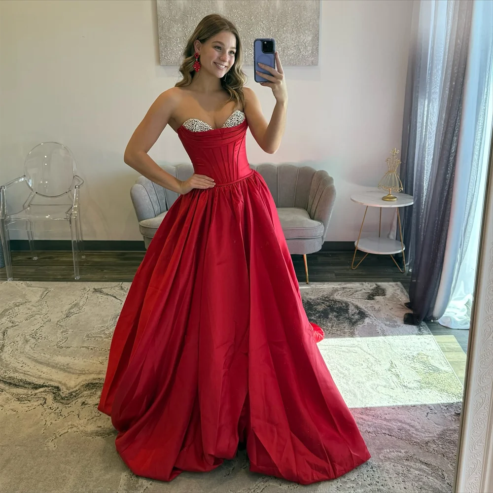 Cathy personalizado vermelho sem alças diamantes a linha vestido de baile simples sem mangas vestidos de noiva até o chão vestidos de noite 2025