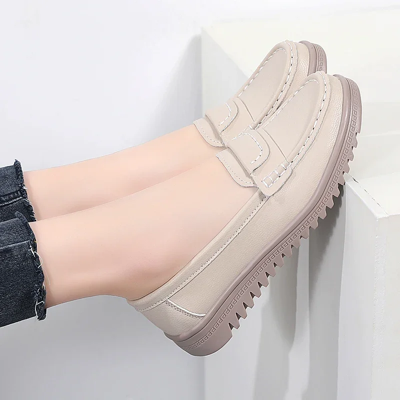 Slip-on Loafers Ladies Moccasins Sneakers Flat Shoes Zapatos Mujer Big42 Leather Flat Shoes for Women Elegant Comfortable Casual