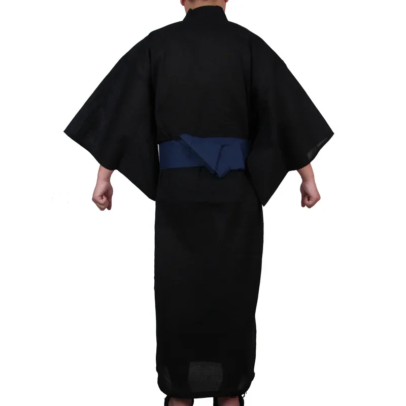 Schwarzer japanischer traditioneller Samurai-Kimono für Männer Yukata Bademantel Hekoobi lose Art Sauna tragen Homewear Gürtel langes Kleid