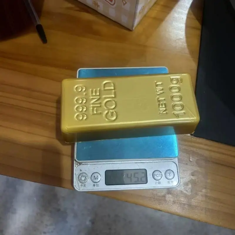 New Simulation Gold Bar Squeeze Toy Slow Rebound Stress Relief Toys Realistic Fake Gold Brick For Desktop Decor Party Prank Gift