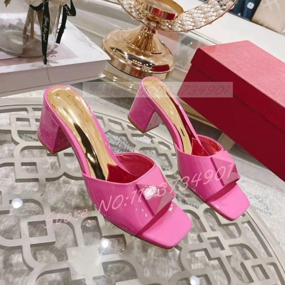 

Pink Big Rivets Square Toe Slippers Women Gold Shiny Leather Open Toe Chunky Heels Slippers Female Elegant Luxury Party Shoes