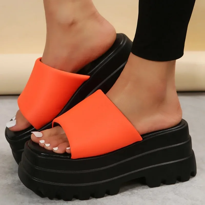 Women Slippers Flip-Flops Ladies Summer Fashion Wedge Heels Shoes Women High Platform Slippers Outdoor Sandals Plus Size 35-43