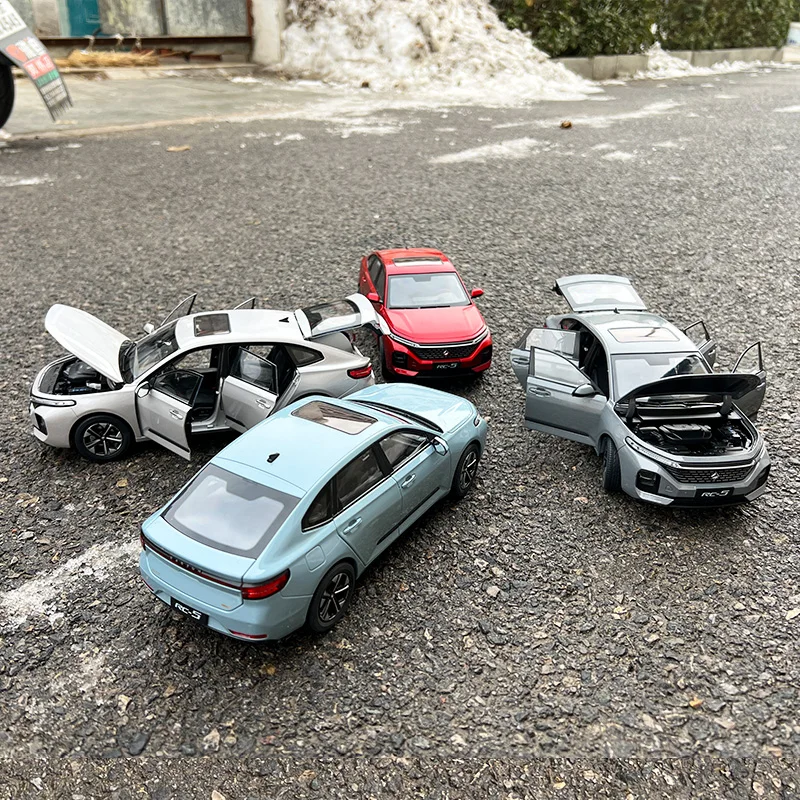 

Оригинальная модель 1:18, Китай GM Wuling Baojun RC5 RC-5 SUV Coupe, модель автомобиля из сплава для дисплея, подарков и коллекций