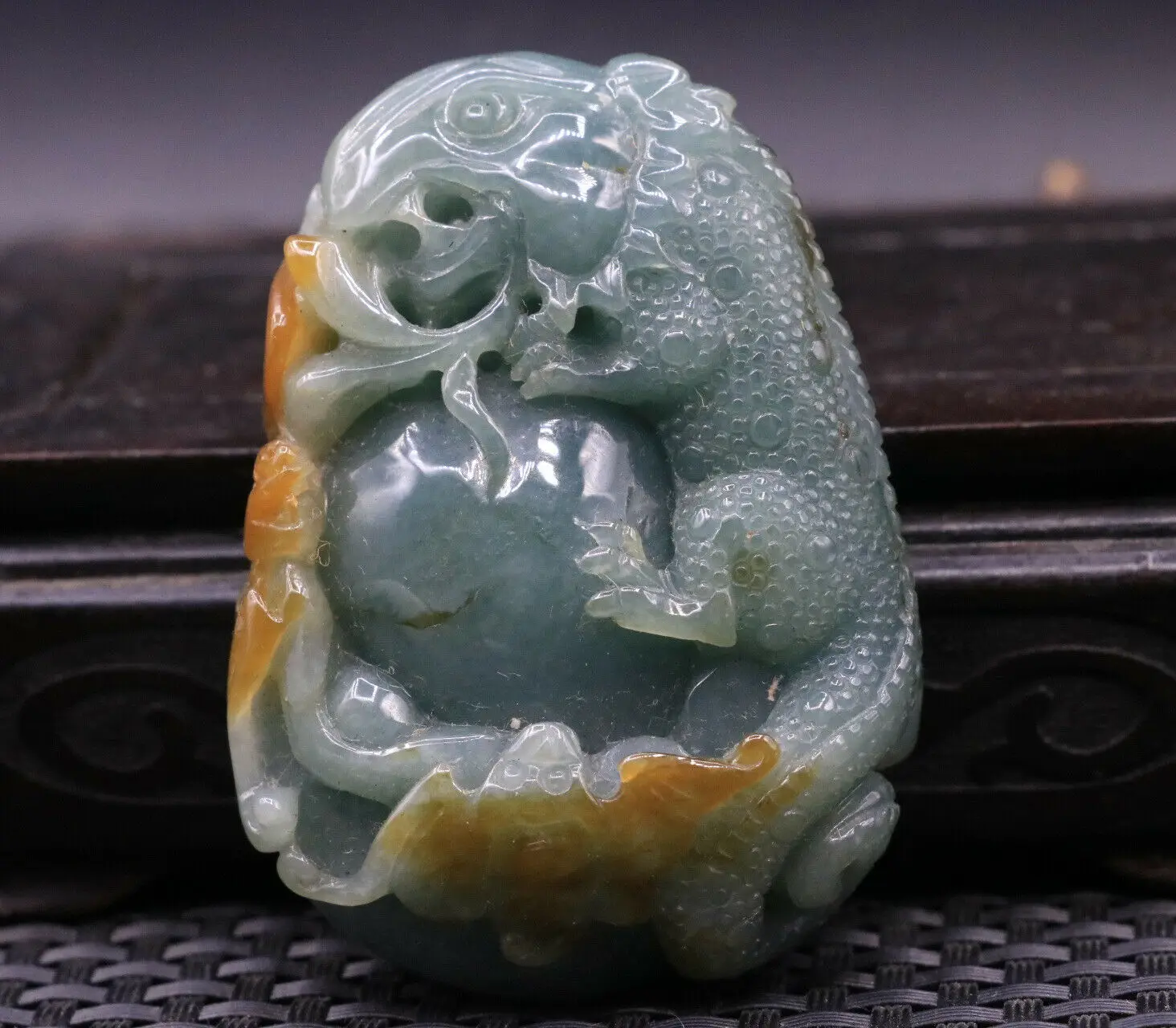 

Big Treasure Certificated Chinese Natural A Icy Jadeite Jade Oil Green Lizard Bats Pendant Totem Carving L Timestown 20201128A