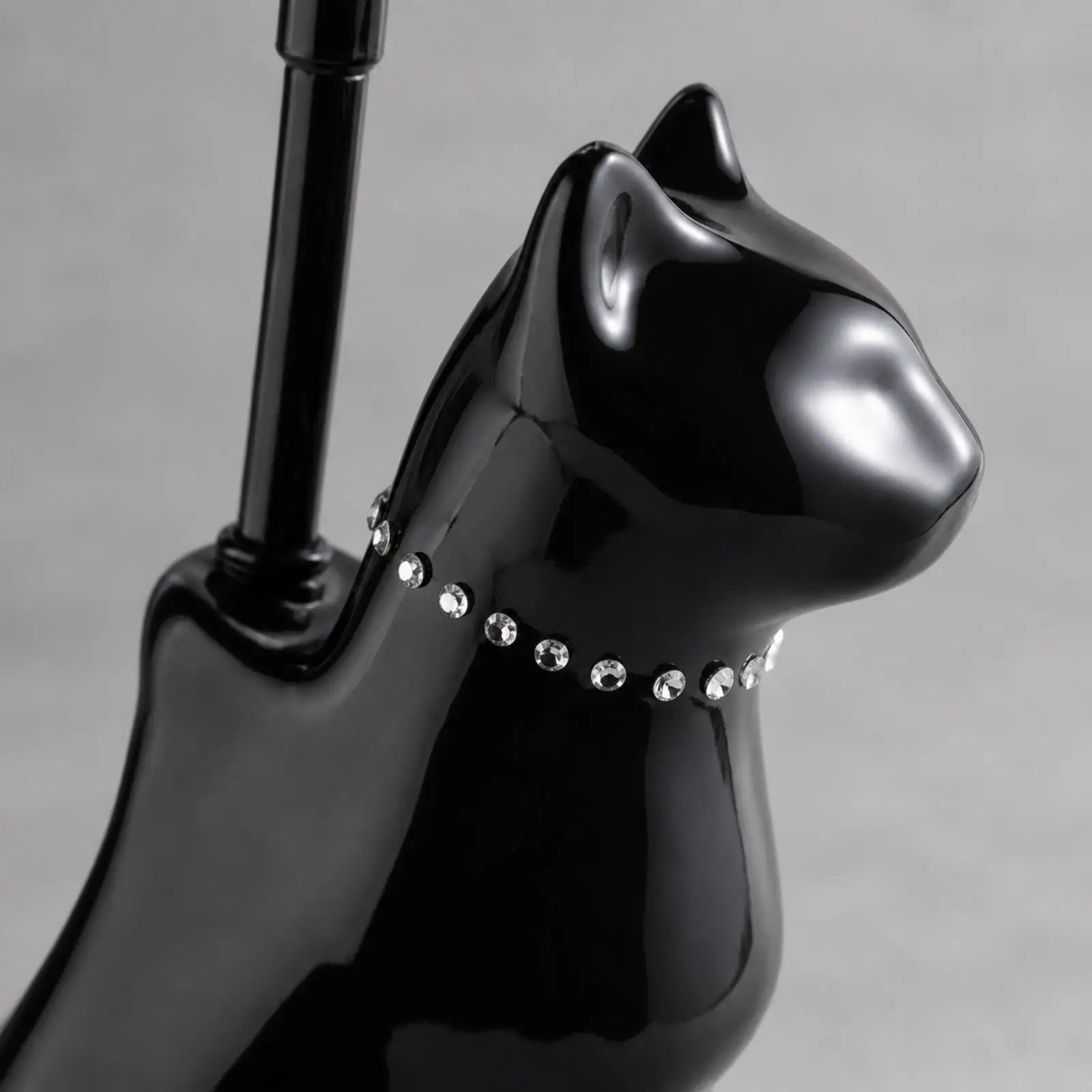 Ceramic Cat Toilet Brush Holder Set with Long Handle Nylon Scrubbing Bristles for Bathroom Decorative Storage