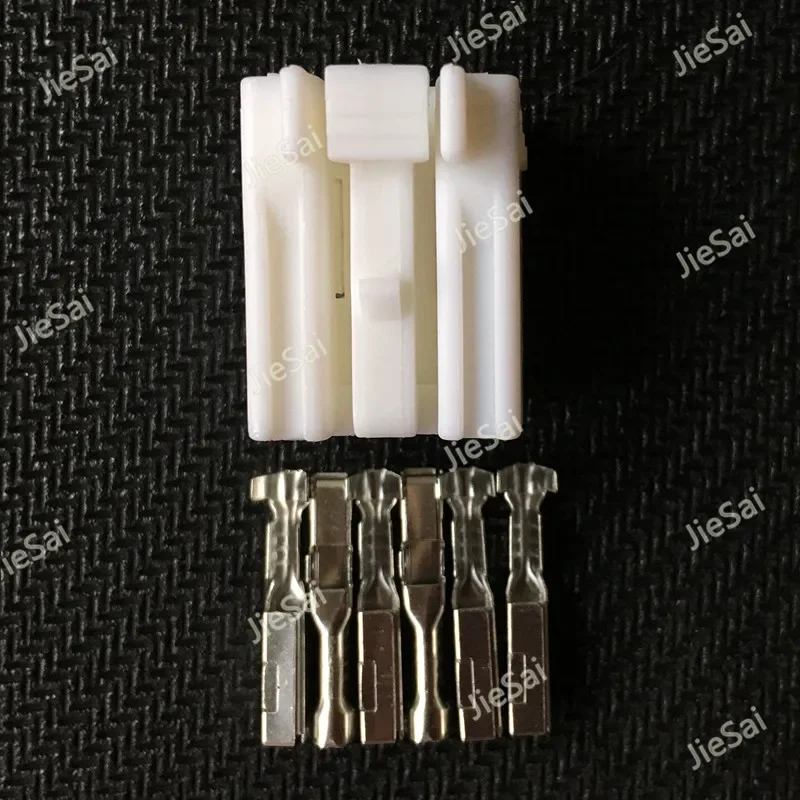 موصل سلك السيارات 6 دبوس MG651044 MG 651044 6 طريقة أنثى ذكر التوصيل