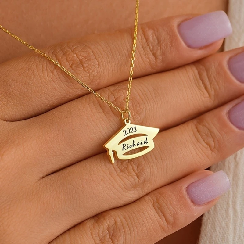 

Personalized Graduation Necklace for Girls Boys Engraved Mortarboard Pendant with Name & Year Jewelry Gift for Back-to-School