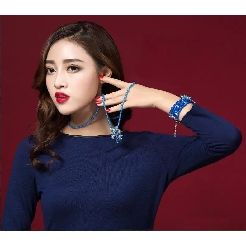 قلادة على شكل رأس حصان رائجة البيع لعام 209، مجوهرات بتصميم علامة الأبراج، إكسسوار أنيق مع زركونيا مكعب صناعي