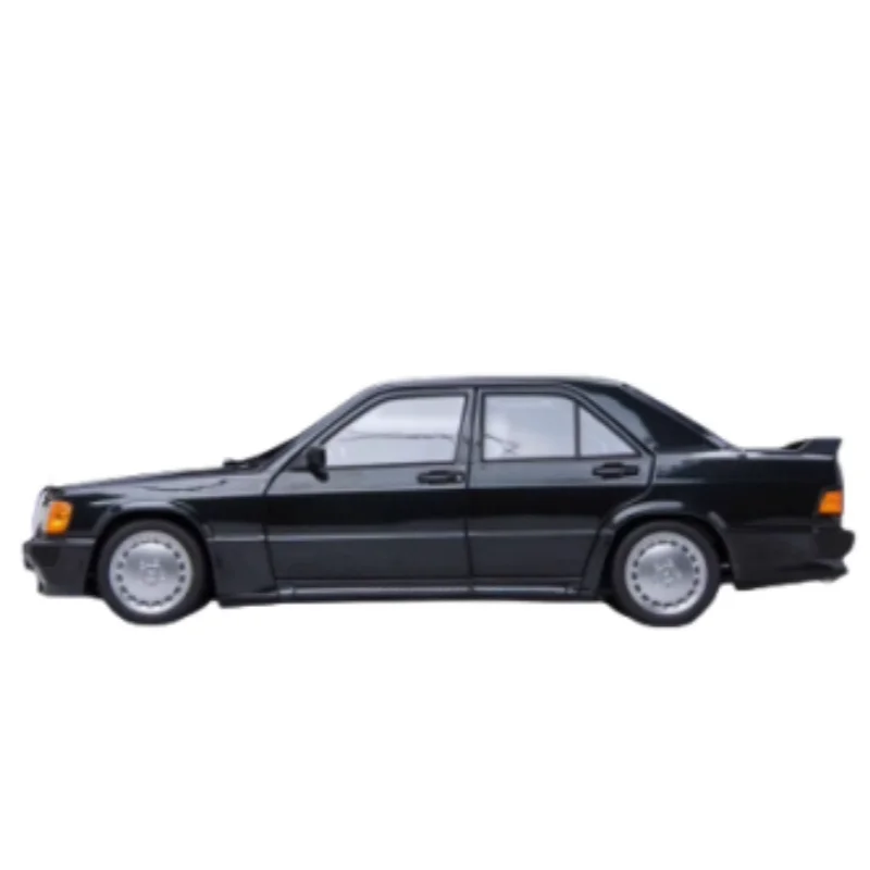 1:18 Mercedes-Benz 190E W201 2.3 16 small tail C-class alloy model, children\'s collection of decorative toys, gifts for friends.