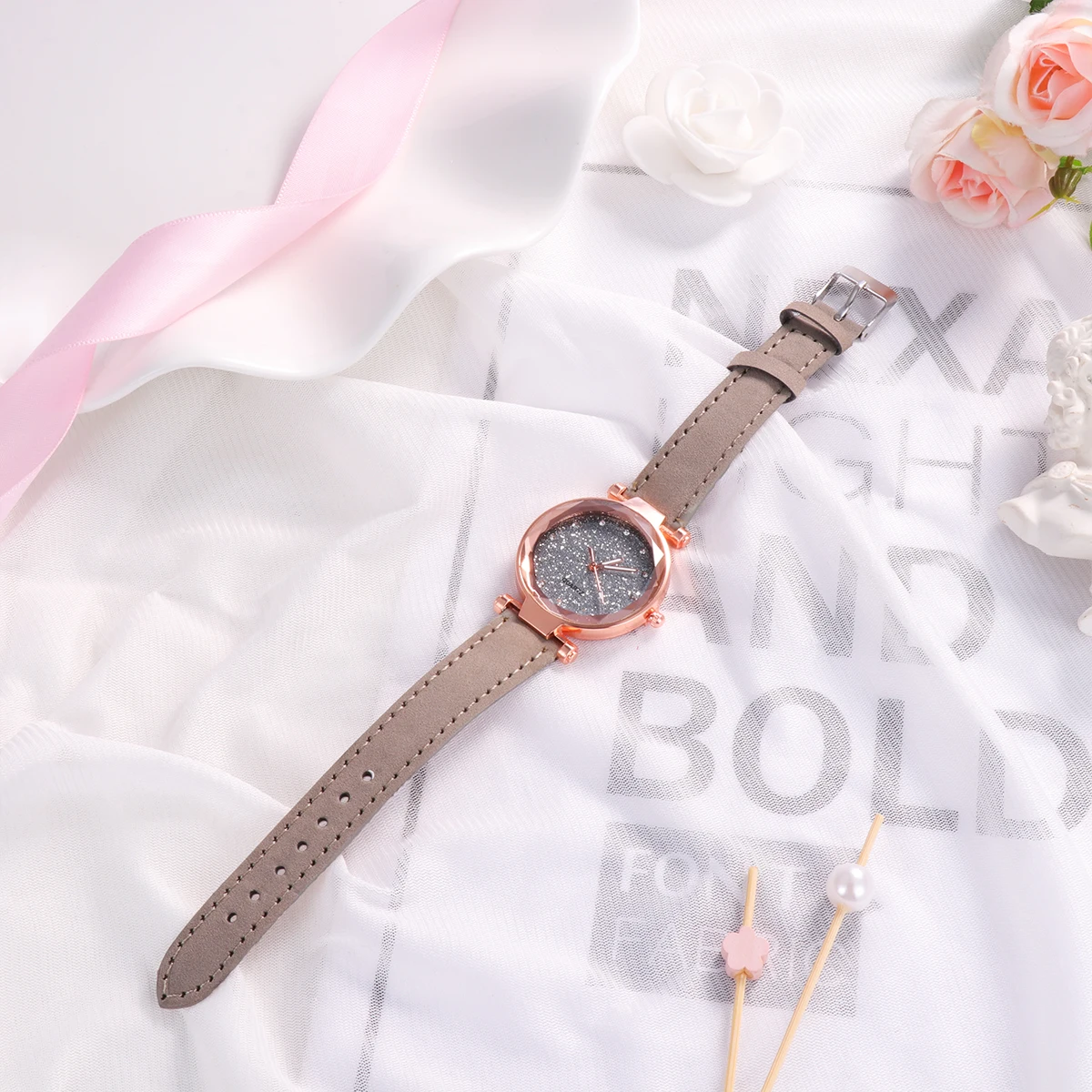 

Ladies Quartz Watch Durable Safe Wear Precise Timekeeping Fashion Unique Design Suitable Any Clothes Women Watches