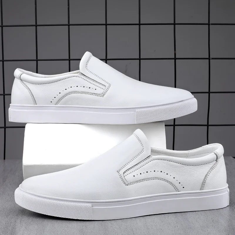 Italian Mens Shoes Casual Luxury Brand Men Loafers Genuine Leather Moccasins Breathable Shoes Black White Fashion Sneakers