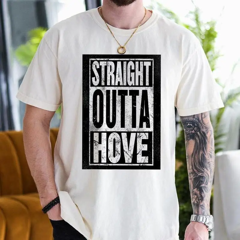 

Футболка Straight Outta Hove Bold StatemenT Local Pride