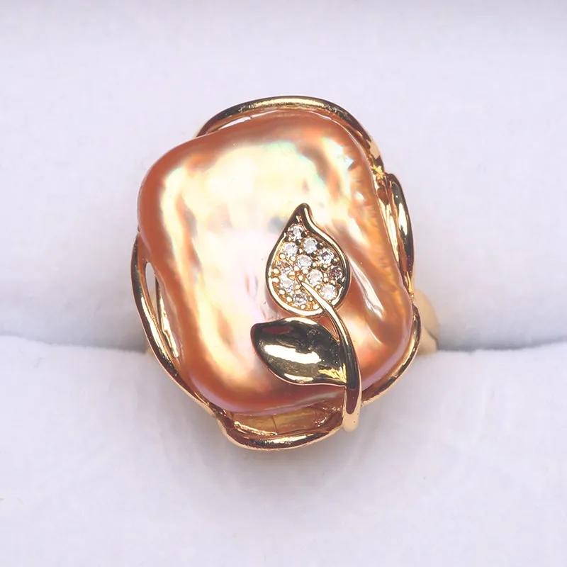 

Кольцо с жемчугом и бриллиантами, 15-20 мм