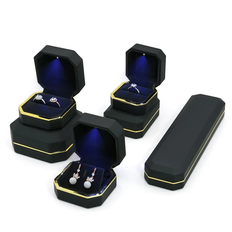 Lacquer Piano Finish Ring Earrings Necklace Pendant Box with LED Light Luxury Plastic Jewelry Organizer Gift Packaging Case