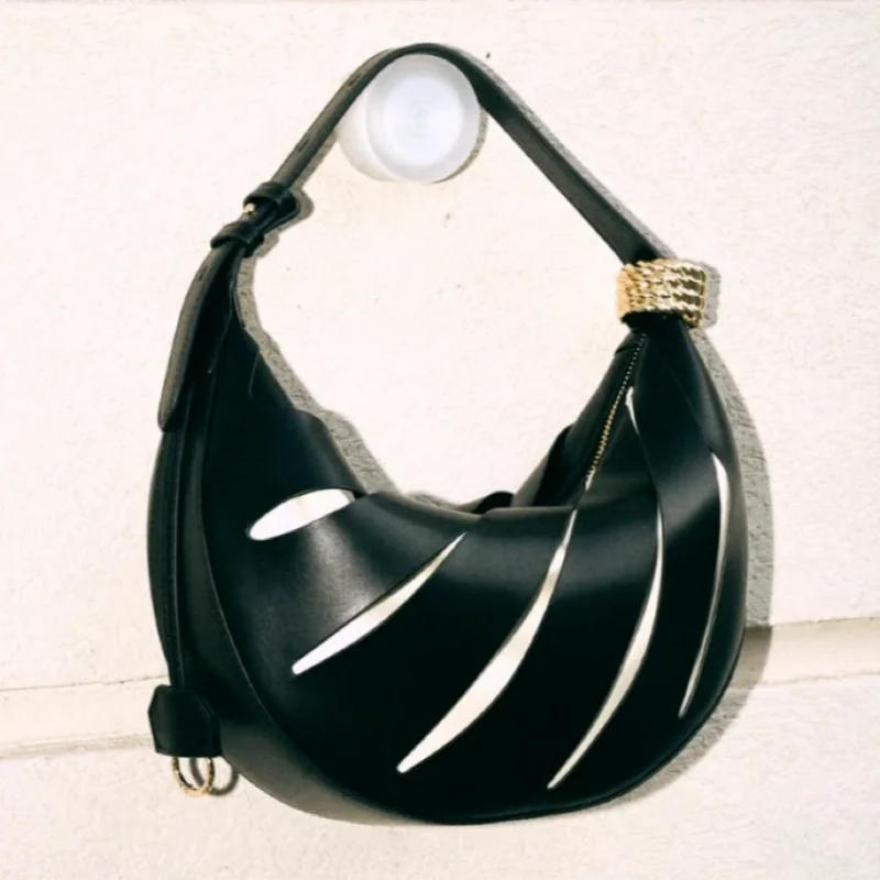 

Niche Fashion Luxury Crescent Bag Brand Designer New High-end Versatile Tote Bag For Women Commuting Hollow Leather Shoulder Bag