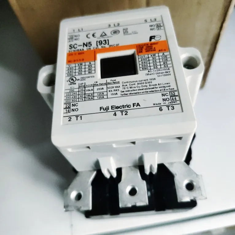 Contattore Fuji SC-N5 SC-N5(93) 100-127vac