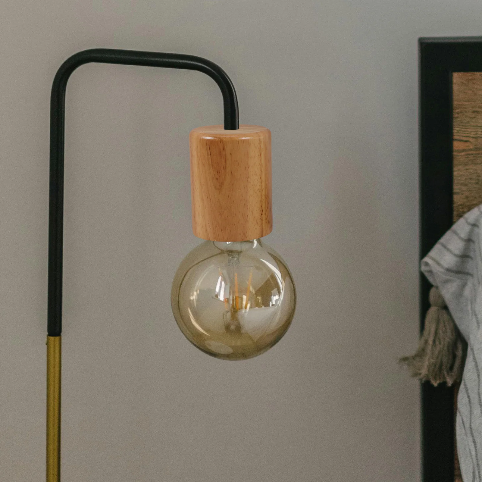 

Solid Wood Lamp Holder E27 Socket for Bedroom Cafe Dining Room Durable Adjustable Angle Light Bulb Base Wooden Hanging Lamp