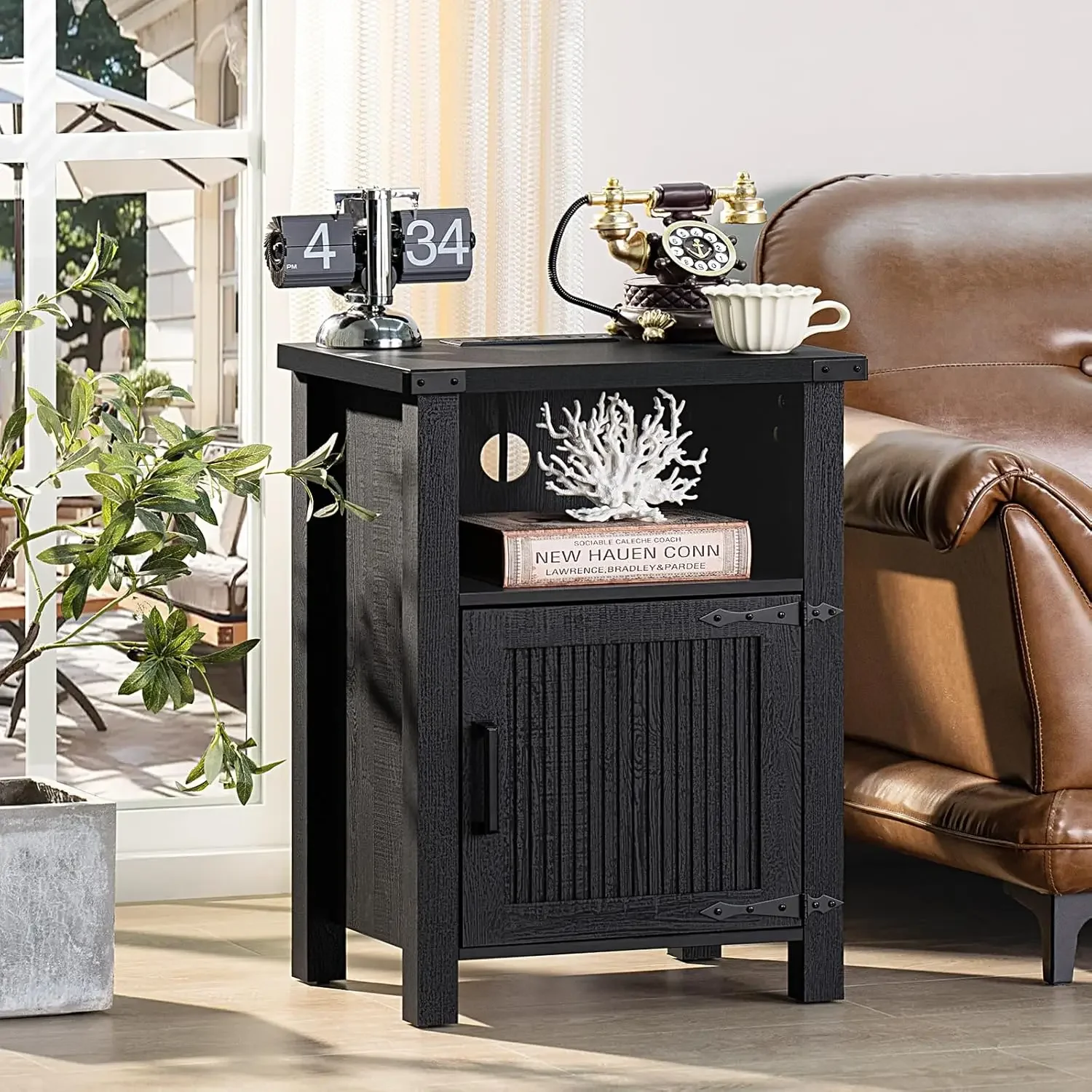 [سعر مخفض، حار بيع! ]مجموعة حامل ليلي مكونة من 2، منضدة مزرعة مقاس 18 بوصة مع قاعدة شحن ومنفذ USB، ريفي